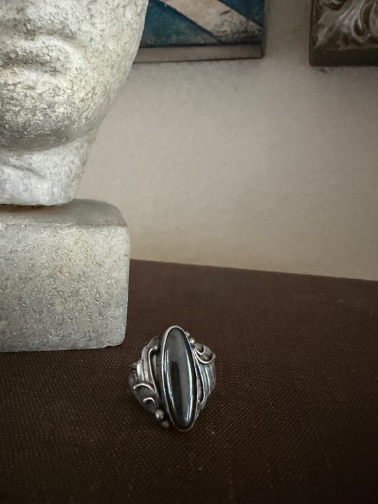 Jewelry - Vintage Navajo Hematite Sterling Silver Ring‎ Size 7 Southwestern